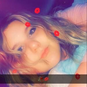 Meet your Posher, Lesley